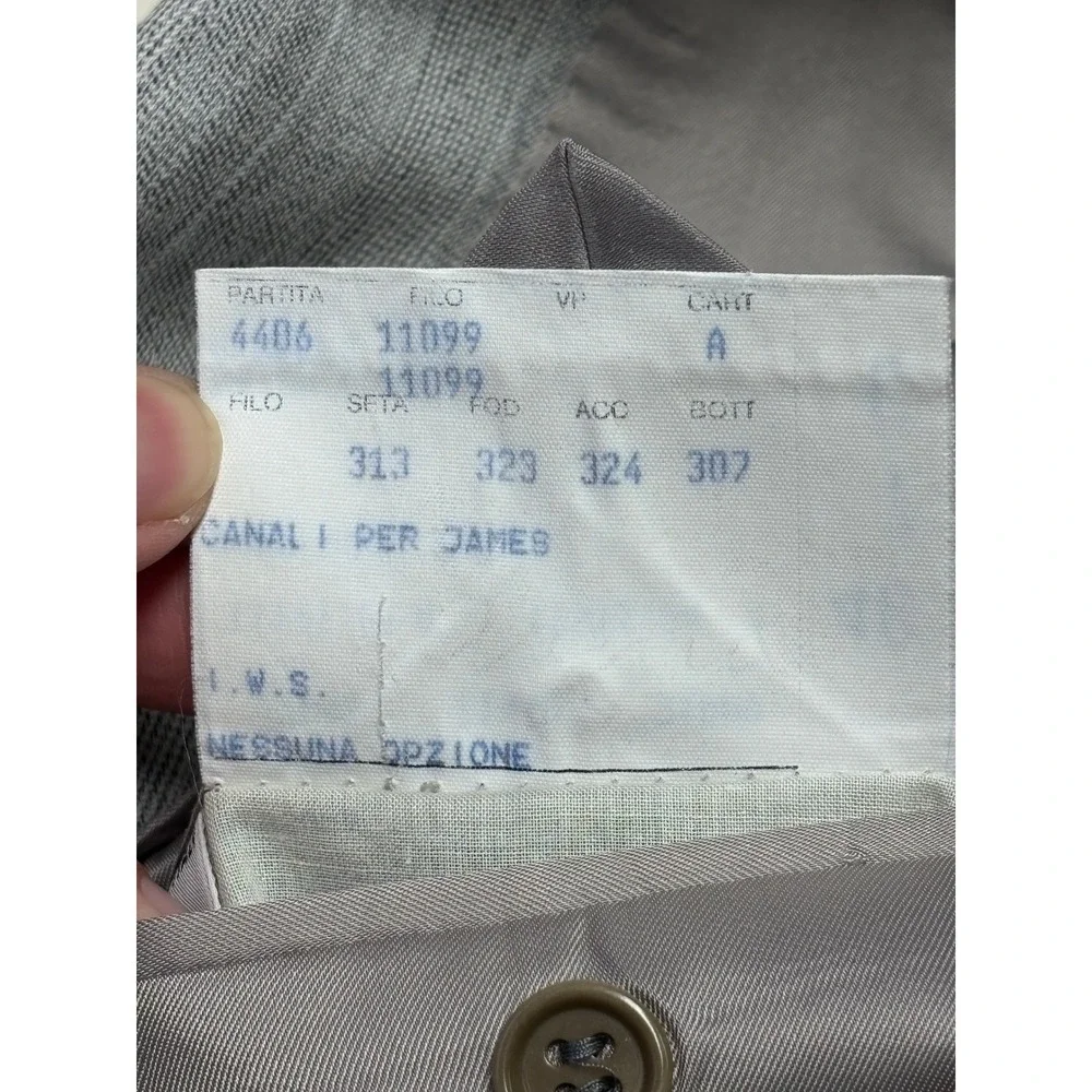 Canali Milano Gray Pinstripe Double Breasted Wool Blazer Italy 48R EU 38R US‎